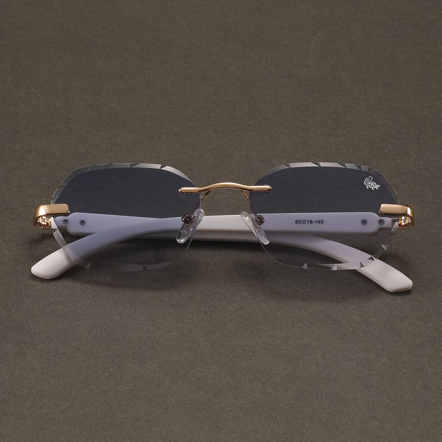 Willow Rimless — Blue | White | Diamond-Cut Lenses